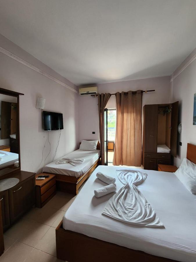 Seashell Beach Rooms Shkallnur Екстер'єр фото