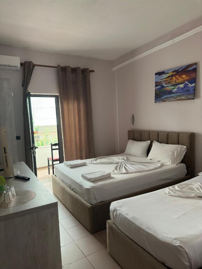 Seashell Beach Rooms Shkallnur Екстер'єр фото