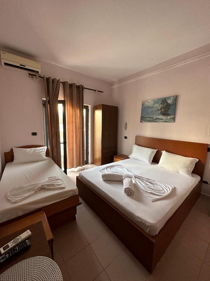 Seashell Beach Rooms Shkallnur Екстер'єр фото