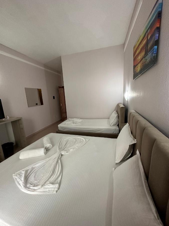 Seashell Beach Rooms Shkallnur Екстер'єр фото